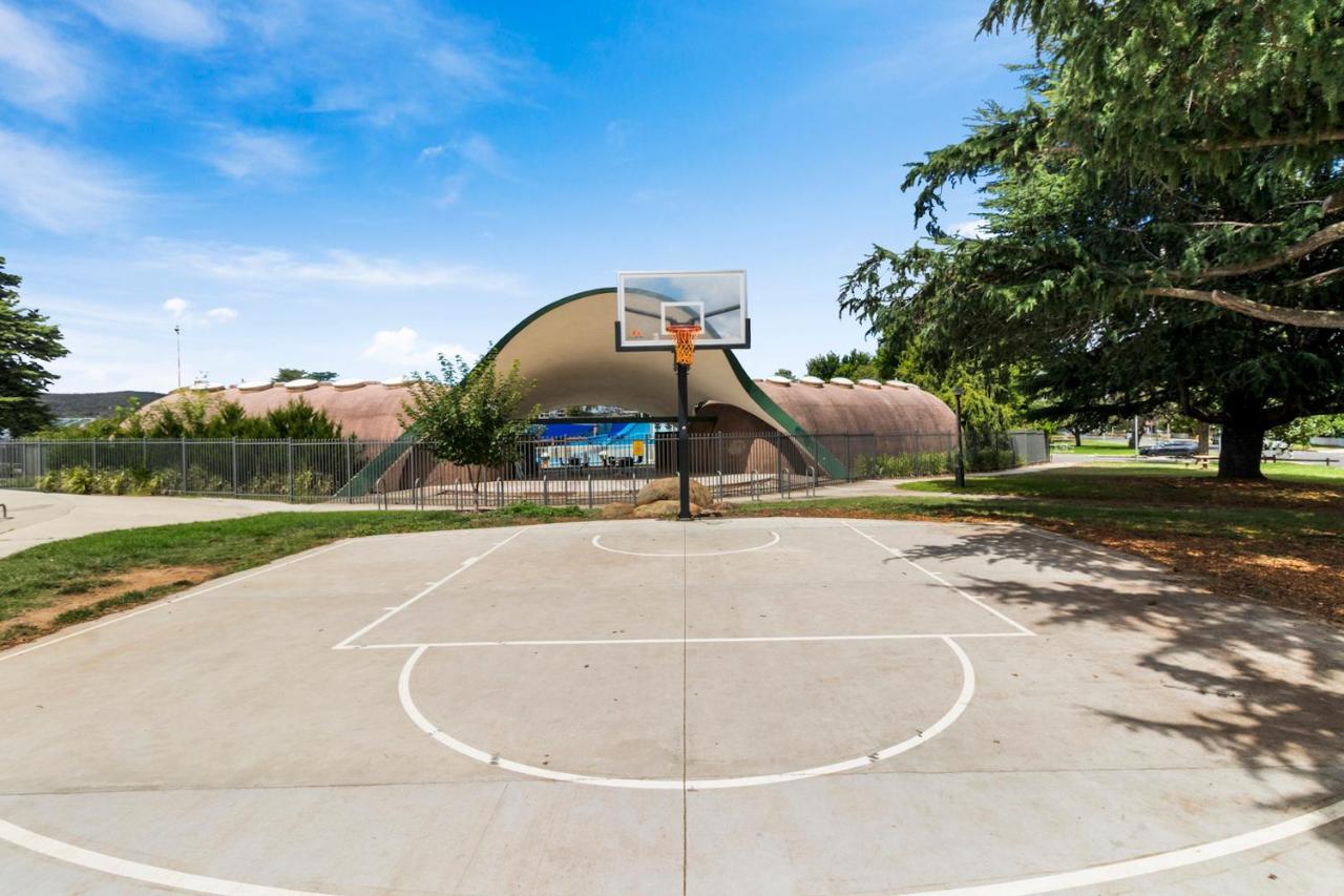 Hotel Queanbeyan Canberra Kültér fotó